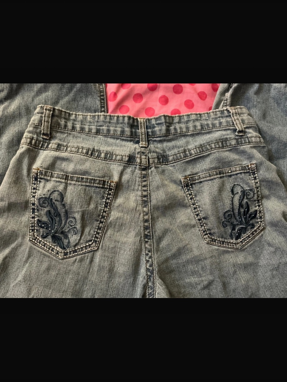 Light Wash Wide Leg Jeans with Embroidered Back Pockets - Blue